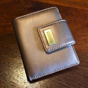 Kenneth Cole Reaction metallic leather wallet